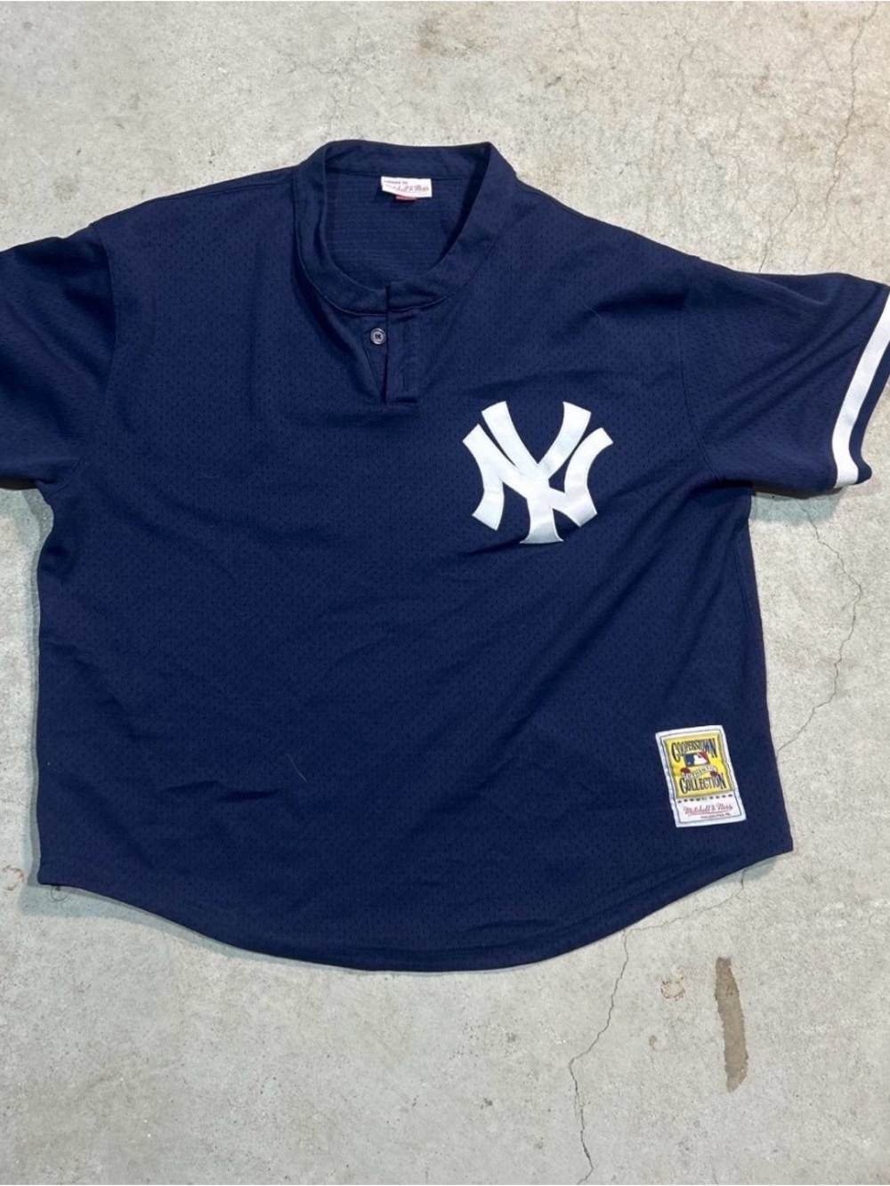 Mitchell & Ness Navy Blue NY Yankees Short-Sleeve Jersey Top
